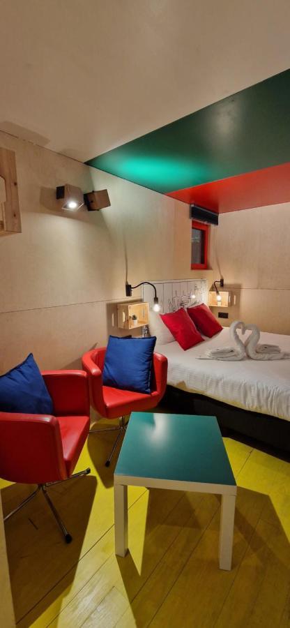 Utopia Village - Art & Nature Lodge