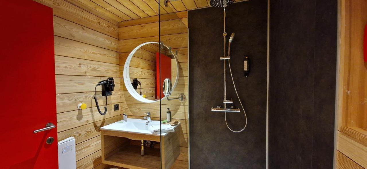 Utopia Village - Art & Nature Lodge