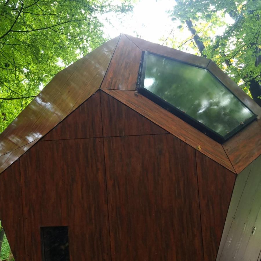 Utopia Village - Art & Nature Lodge Mons (Bergen)